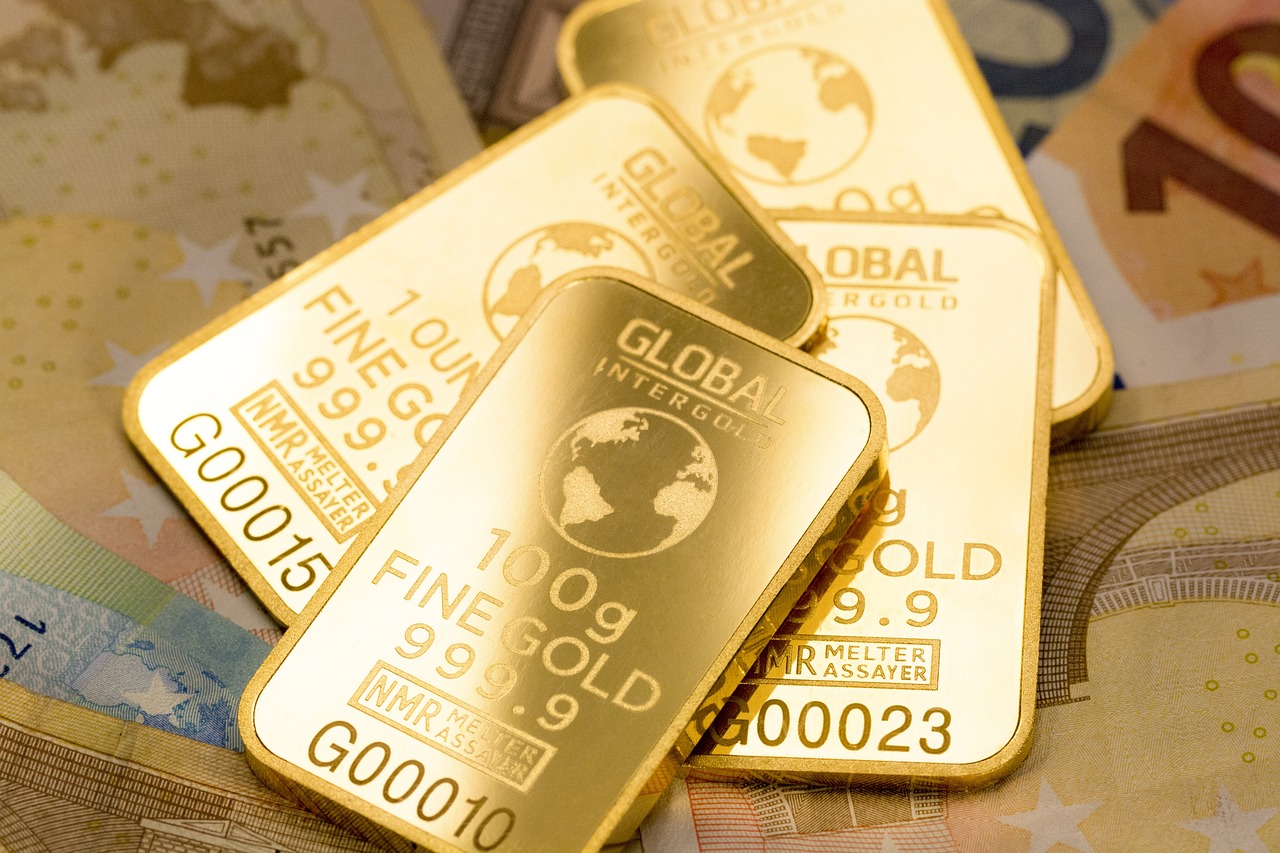 金价走势分析与预测，金价是否将跌至每克300元？
