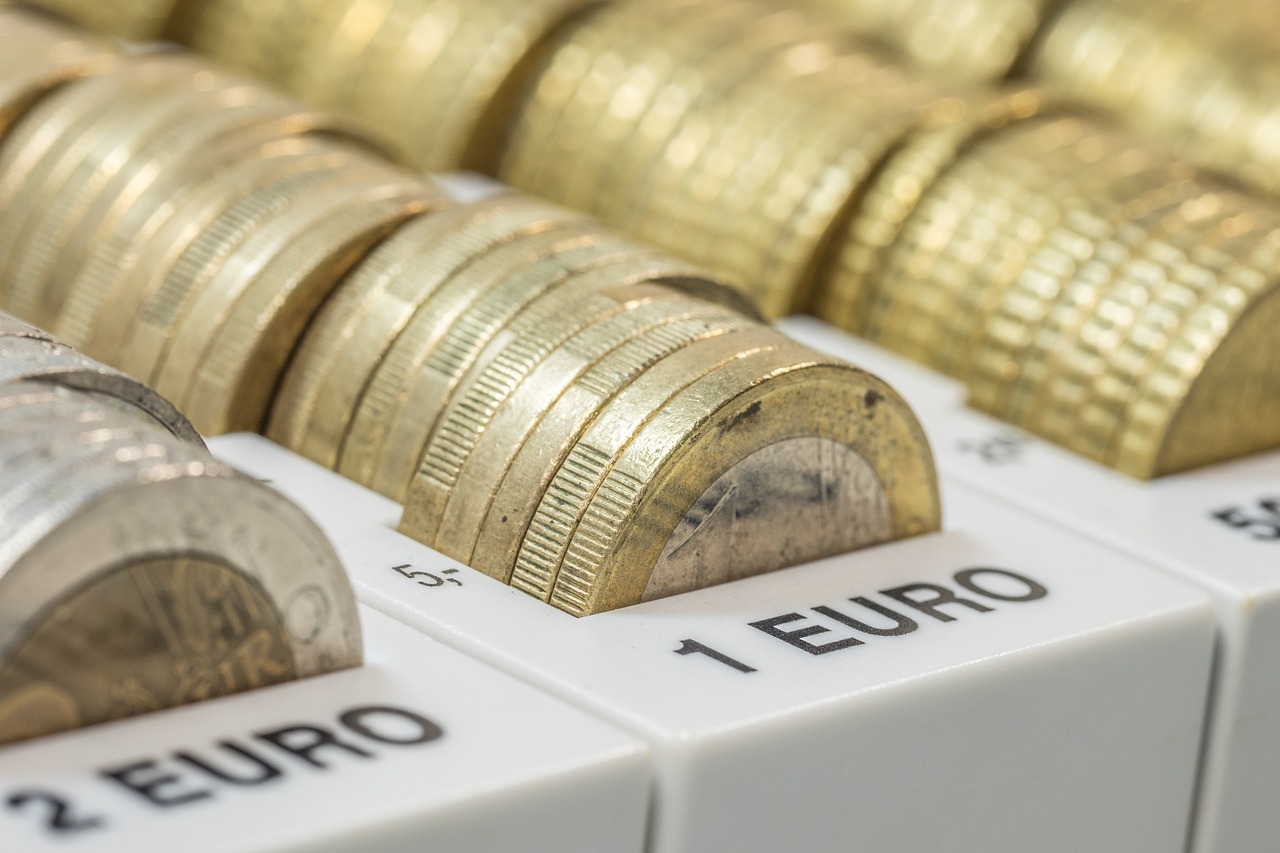 解析黄金市场展望，黄金在2022年的下跌趋势预测