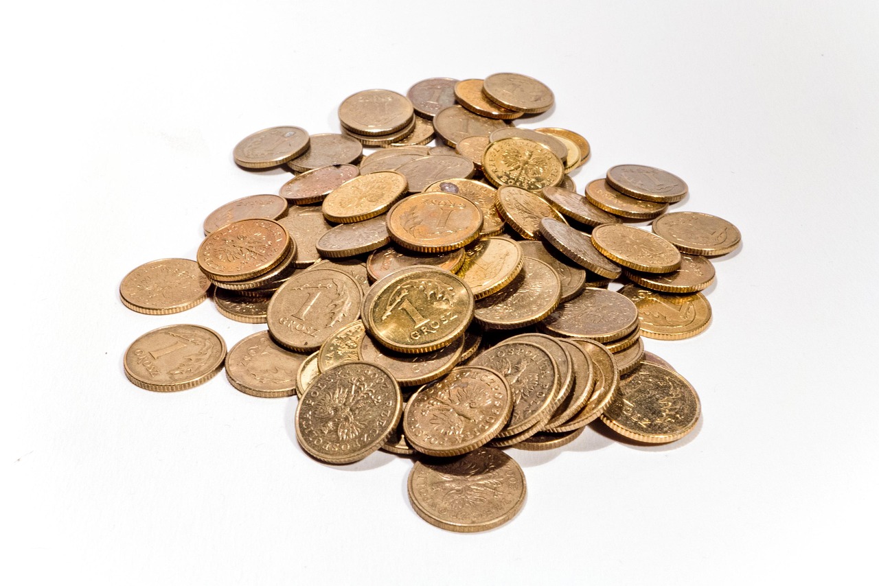 黄金价格走势分析与预测，黄金是否可能跌回300元？
