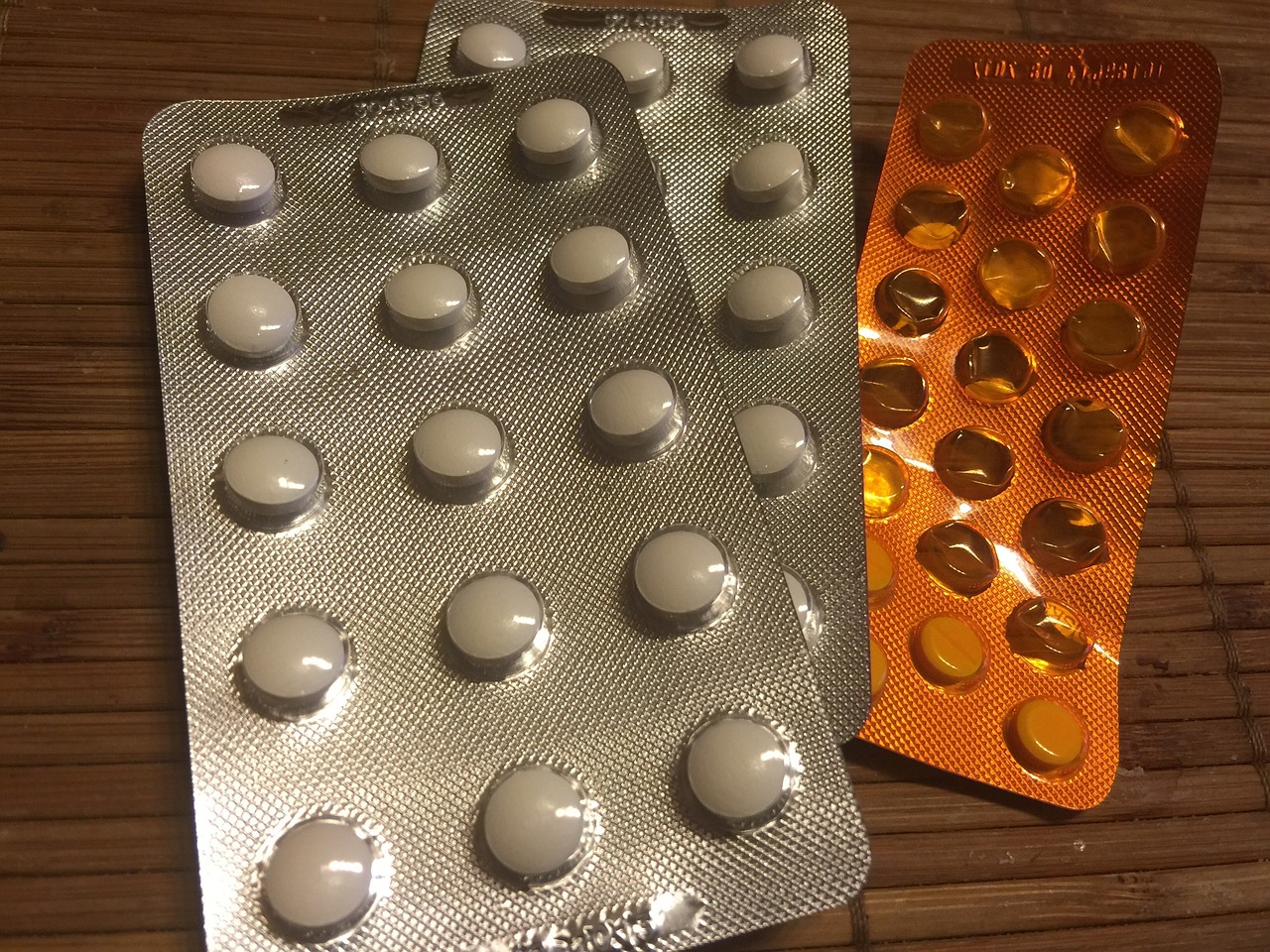 镀金与999纯黄金，黄金的两种形态及其差异解析