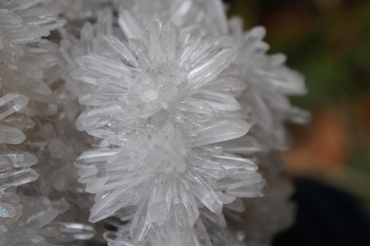 天然水晶市场价深度研究，最新价格分析与趋势预测