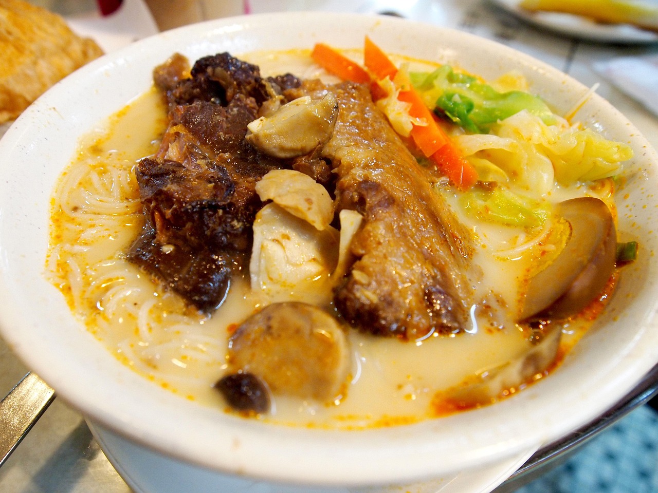 香港六个标志性美食有哪些推荐排行榜最新呢啊,香港六个标志性美食推荐排行榜最新榜单